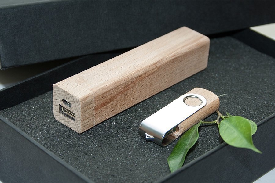 ����� ��� 2/30 (U-PK023, Z144, DR030) (������, 119�195*45, ��� ����������� �� 2600 mah,��� ����������� � ����� 16 ��)