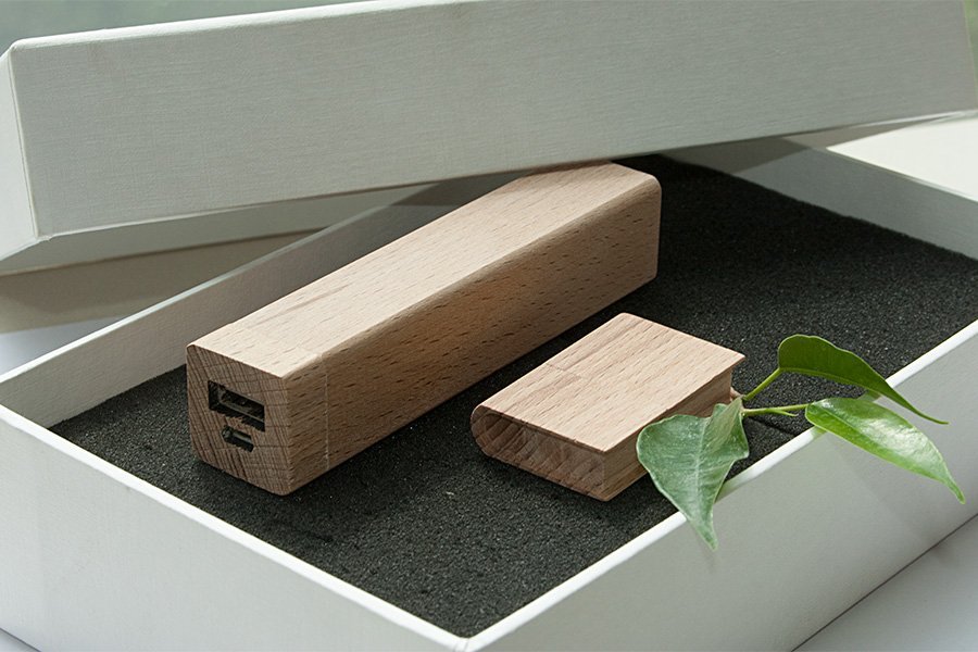 ����� ��� 2/32 (U-PK023, Z144, DR032) (�����, 119�195*45, ��� ����������� �� 2600 mah,��� ����������� � ����� 4 ��)