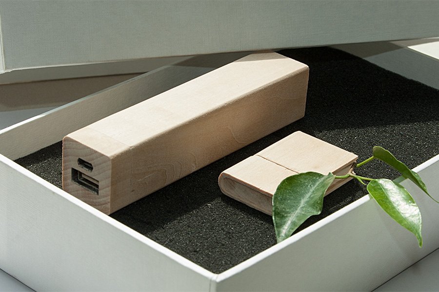 ����� ��� 2/32 (U-PK023, Z144, DR032) (�����, 119�195*45, ���� ����������� �� 2600 mah,���� ����������� � ����� 32 ��)