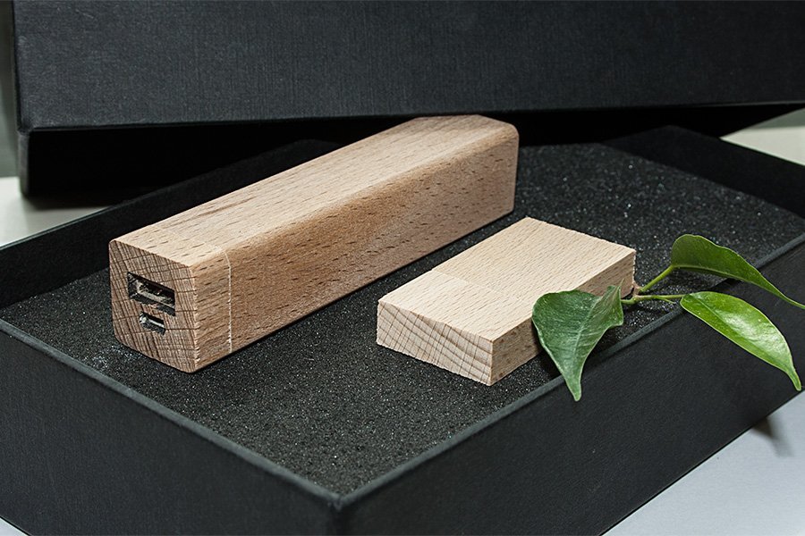 ����� ��� 2/06 (U-PK023, Z144, DR006) (������, 119�195*45, ��� ����������� �� 2600 mah,��� ����������� � ����� 16 ��)