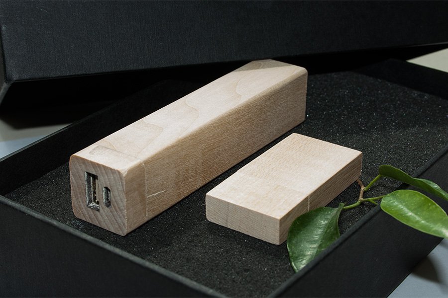 ����� ��� 2/06 (U-PK023, Z144, DR006) (������, 119�195*45, ���� ����������� �� 2600 mah,���� ����������� � ����� 16 ��)