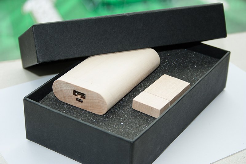 ����� ��� 4/06 (U-PK023, Z145, DR006) (������, 119�195*45, ���� ����������� �� 5200 mah, ���� ����������� � ����� 16 ��)