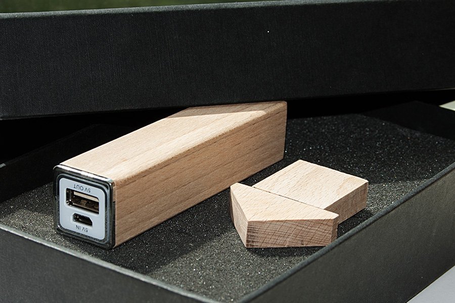 ����� ��� 1/12 (U-PK023, Z053, DR012) (������, 119�195*45, ��� ����������� �� 2600 mah,��� ����������� � ����� 16 ��)