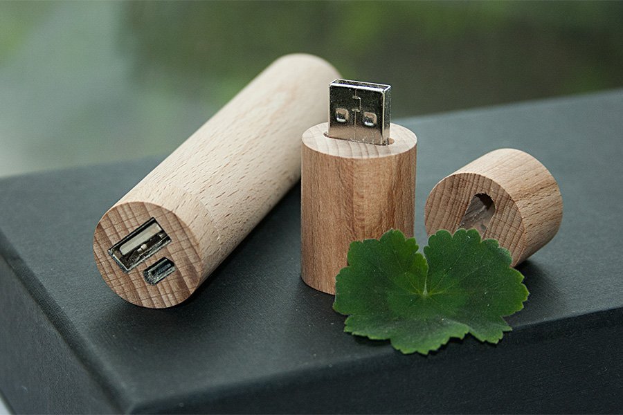 ����� ��� 3/10 (U-PK023, Z146, DR010) (������, 119�195*45, ��� ����������� �� 2600 mah, ��� ����������� � ����� 32 ��)