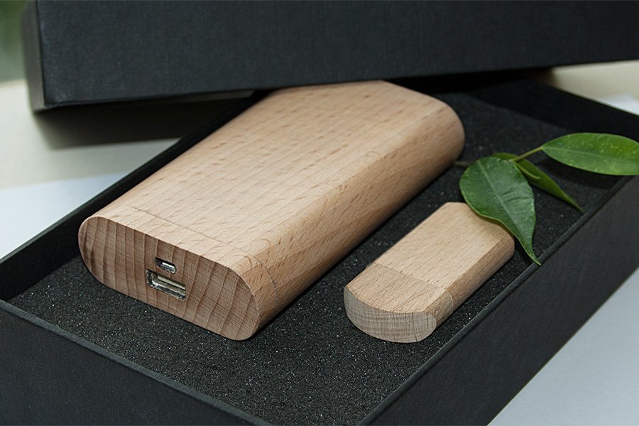 ����� ��� 4/09 (U-PK023, Z145, DR009) (������, 119�195*45, ��� ����������� �� 7800 mah, ��� ����������� � ����� 32 ��)