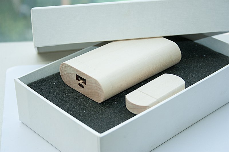 ����� ��� 4/09 (U-PK023, Z145, DR009) (�����, 119�195*45, ���� ����������� �� 5200 mah, ���� ����������� � ����� 64 ��)