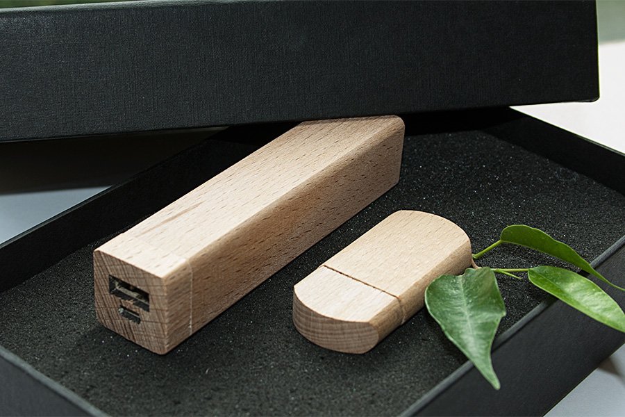 ����� ��� 2/09 (U-PK023, Z144, DR009) (������, 119�195*45, ��� ����������� �� 2600 mah,��� ����������� � ����� 16 ��)