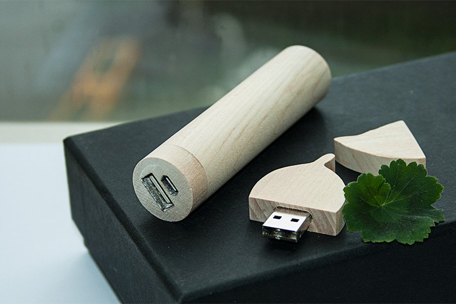 ����� ��� 3/15 (U-PK023, Z146, DR015) (������, 119�195*45, ���� ����������� �� 2600 mah, ���� ����������� � ����� 4 ��)