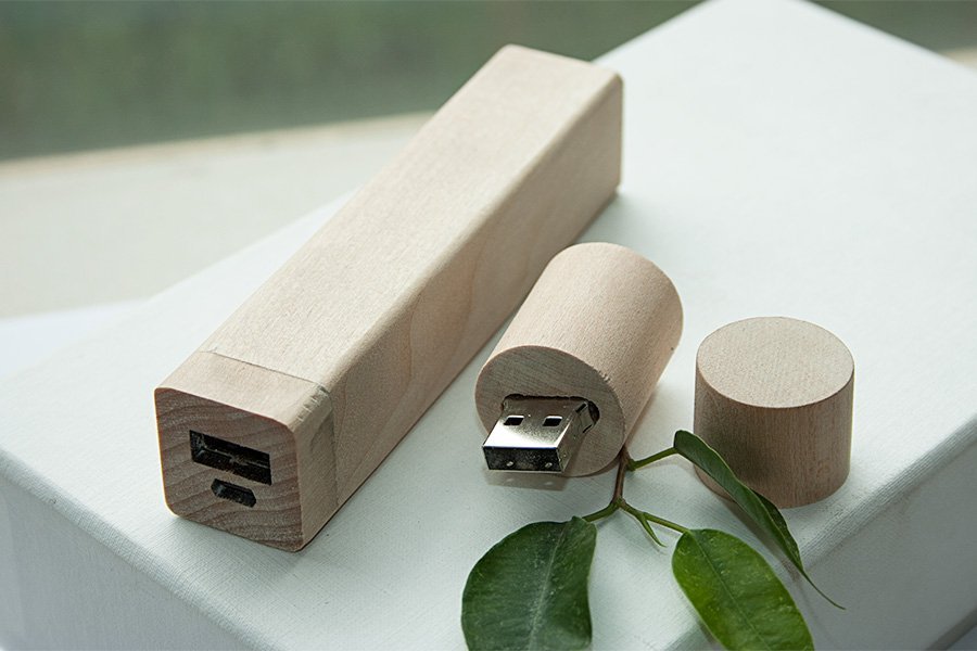 ����� ��� 2/10 (U-PK023, Z144, DR010) (�����, 119�195*45, ���� ����������� �� 2600 mah,���� ����������� � ����� 8 ��)