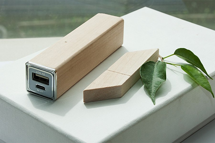 ����� ��� 1/21 (U-PK023, Z053, DR021) (�����, 119�195*45, ���� ����������� �� 2600 mah,���� ����������� � ����� 32 ��