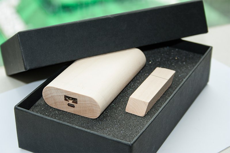 ����� ��� 4/11 (U-PK023, Z145, DR011) (������, 119�195*45, ���� ����������� �� 7800 mah, ���� ����������� � ����� 16 ��)