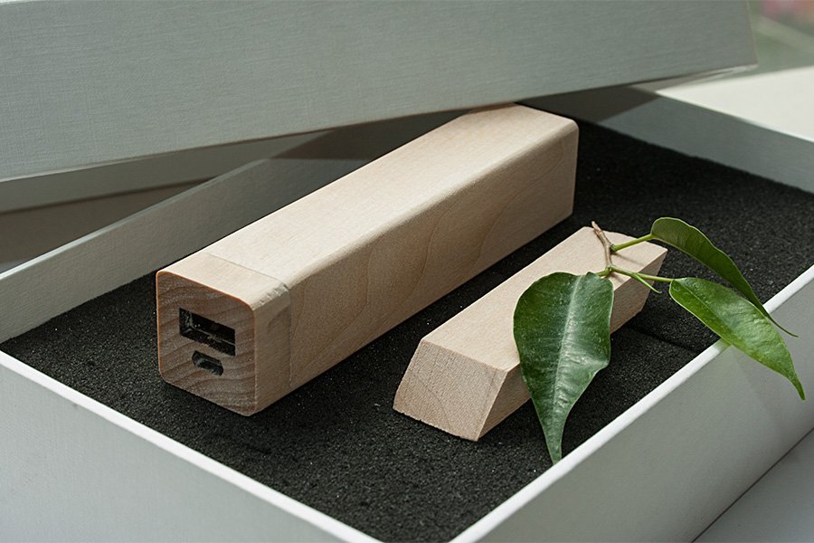 ����� ��� 2/11 (U-PK023, Z144, DR011) (�����, 119�195*45, ���� ����������� �� 2600 mah,���� ����������� � ����� 16 ��)