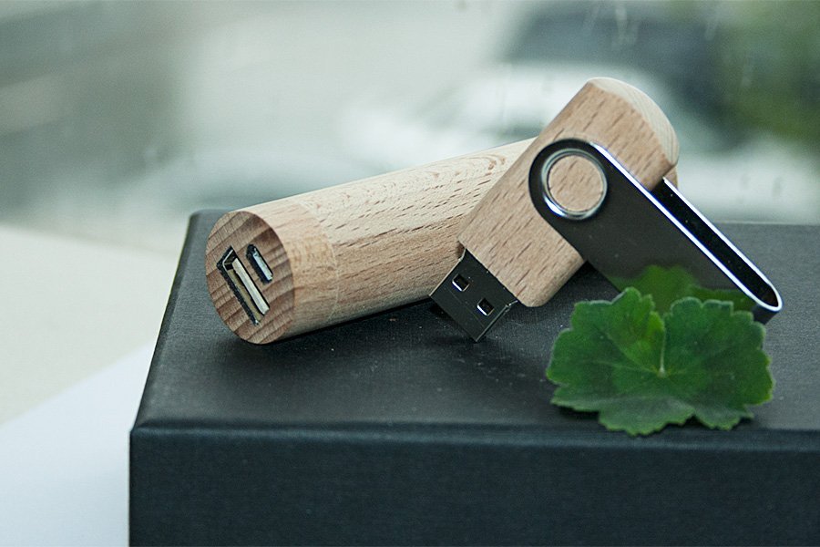 ����� ��� 3/30 (U-PK023, Z146, DR030) (������, 119�195*45, ��� ����������� �� 2600 mah, ��� ����������� � ����� 32 ��)