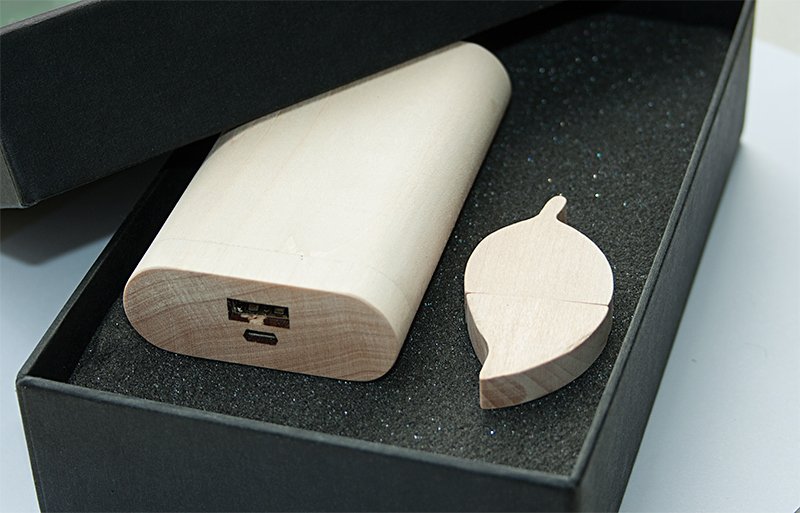 ����� ��� 4/15 (U-PK023, Z145, DR015) (������, 119�195*45, ���� ����������� �� 7800 mah, ���� ����������� � ����� 64 ��)