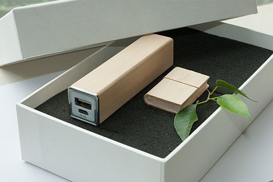 ����� ��� 1/32 (U-PK023, Z053, DR032) (�����, 119�195*45, ���� ����������� �� 2600 mah,���� ����������� � ����� 32 ��