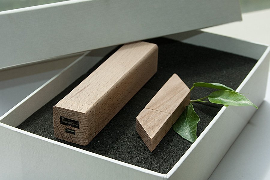 ����� ��� 2/21 (U-PK023, Z144, DR021) (�����, 119�195*45, ��� ����������� �� 2600 mah,��� ����������� � ����� 4 ��)