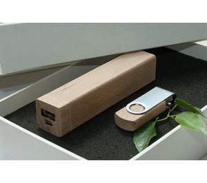 ����� ��� 2/30 (U-PK023, Z144, DR030) (�����, 119�195*45, ��� ����������� �� 2600 mah,��� ����������� � ����� 4 ��)