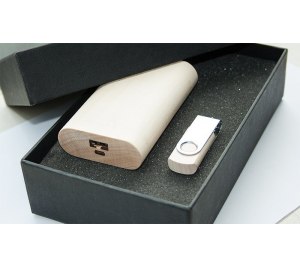 ����� ��� 4/30 (U-PK023, Z145, DR030) (������, 119�195*45, ���� ����������� �� 5200 mah, ���� ����������� � ����� 8 ��)