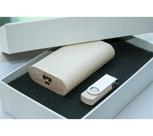 ����� ��� 4/30 (U-PK023, Z145, DR030) (�����, 119�195*45, ���� ����������� �� 5200 mah, ���� ����������� � ����� 32 ��)