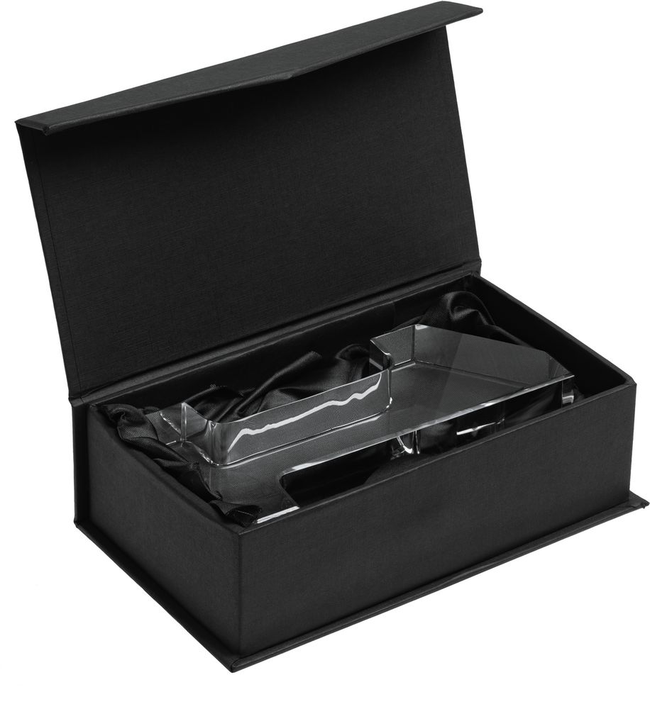 ����� Born Leader