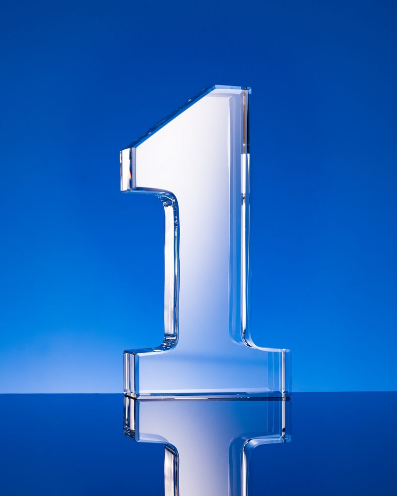 ����� Born Leader