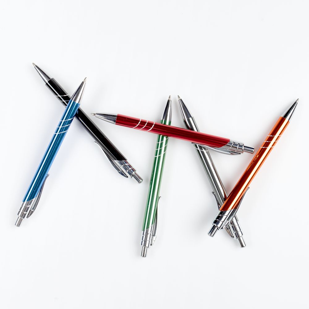 ����� ��������� Undertone Metallic, ���������