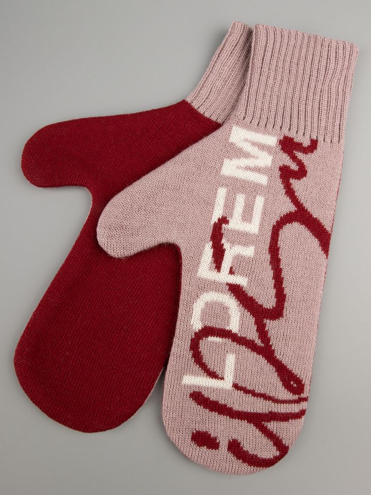 ������� �� ����� Mani, ����������