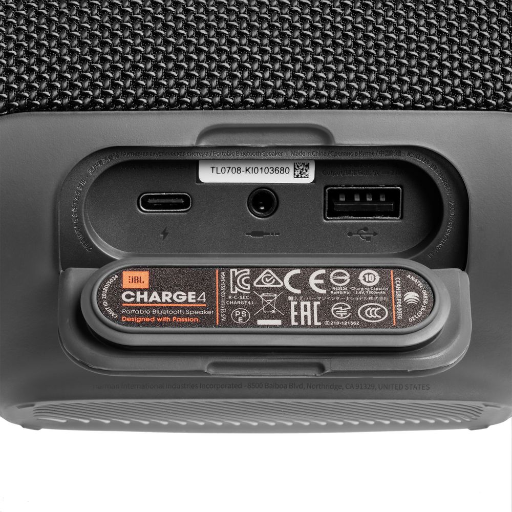 ������������ ������� JBL Charge 4, ������