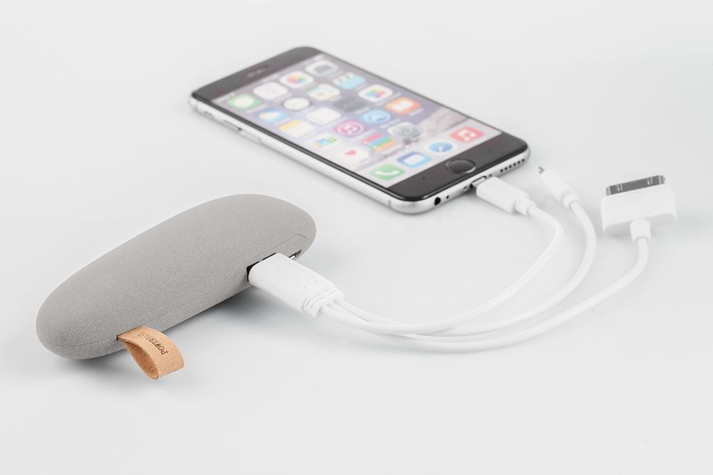 ������������� ������� ����������� Pebble 2600 mAh, ������� � �����