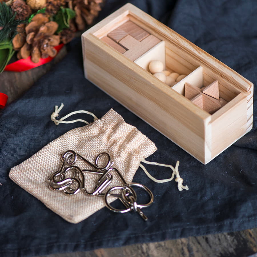 ����������� "Loop", 8 x 11,5 x 1, ������