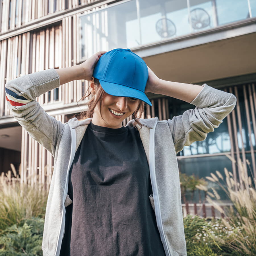 ��������� "BOLT", 6 �������, �������� �� �������, �����-�����, 100% ���������, 170 �/�2