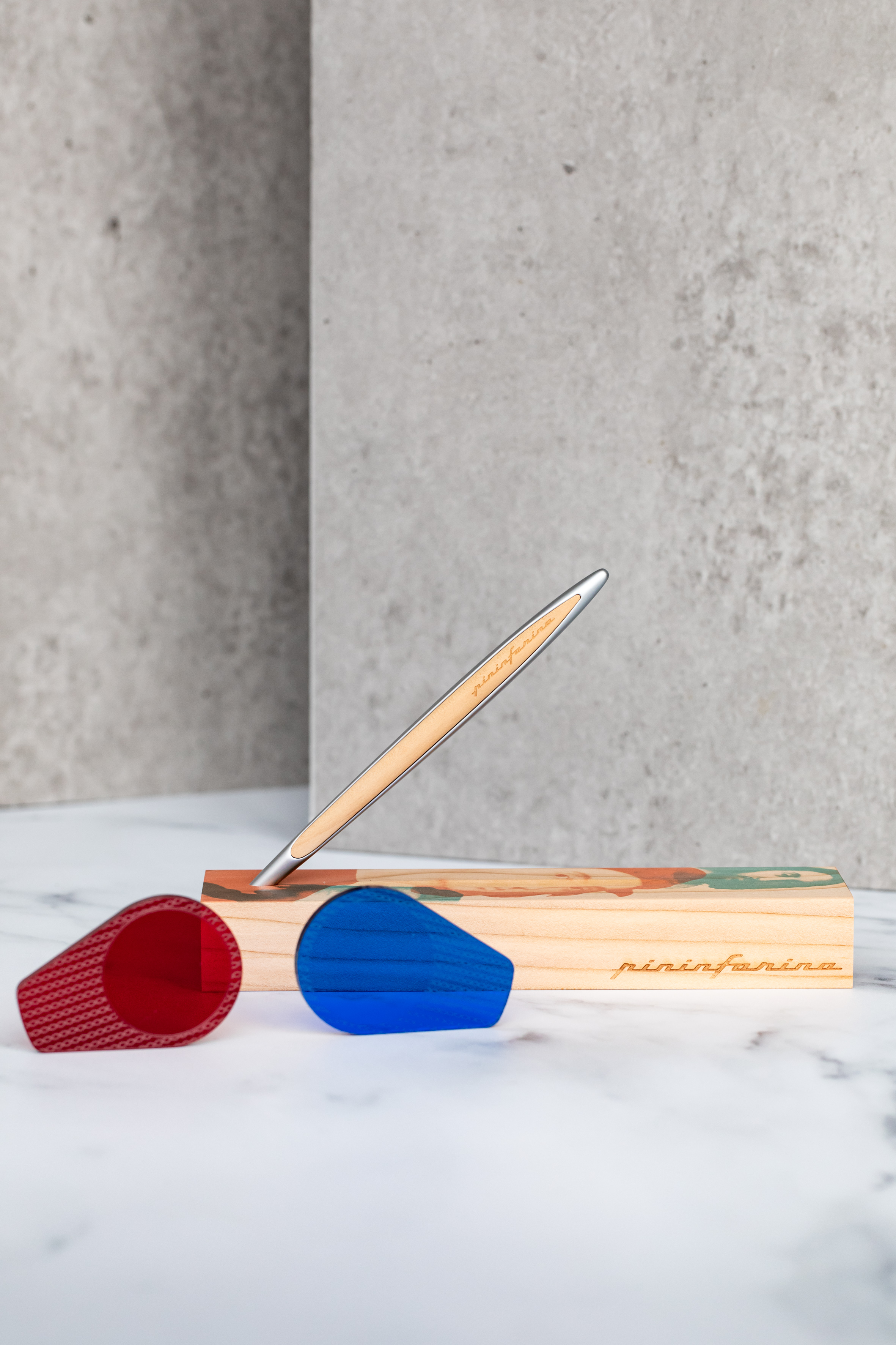 �����  CAMBIANO RAPHAEL URBINAS 