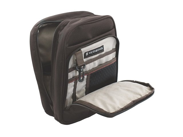 ����� ��������� VICTORINOX Travel Companion 6 �., ������������.
