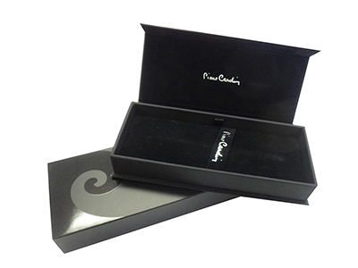 ����� ��������� PROGRESS � ���������� ����������. Pierre Cardin