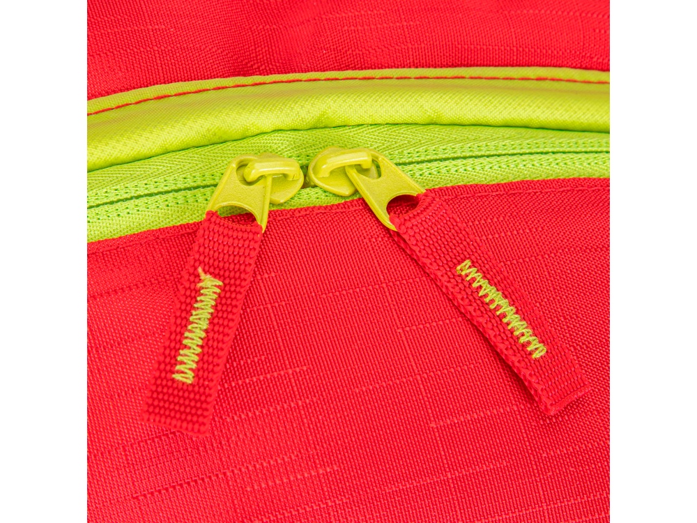 RIVACASE 5562 red ˸���� ��������� ������, 24� /12