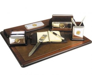 ���������� ����� ������ ���� Luigi Pesaresi (Ou)