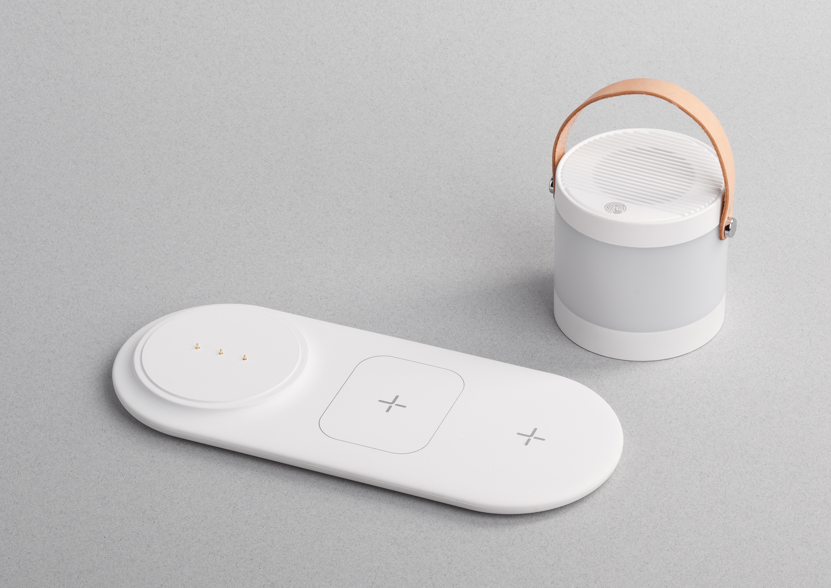���������� ������������ (15W) �������� ������� "Smart Home" � bluetooth ��������-������