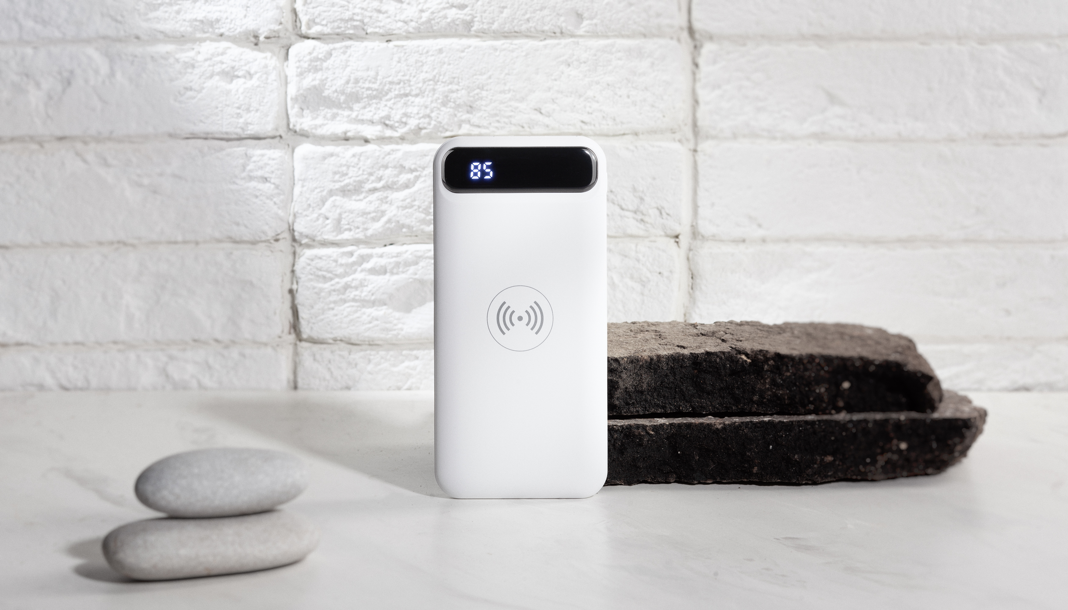 ������������ �������� ���������� "Quantum", 10000 mAh � �������� ����������� ������