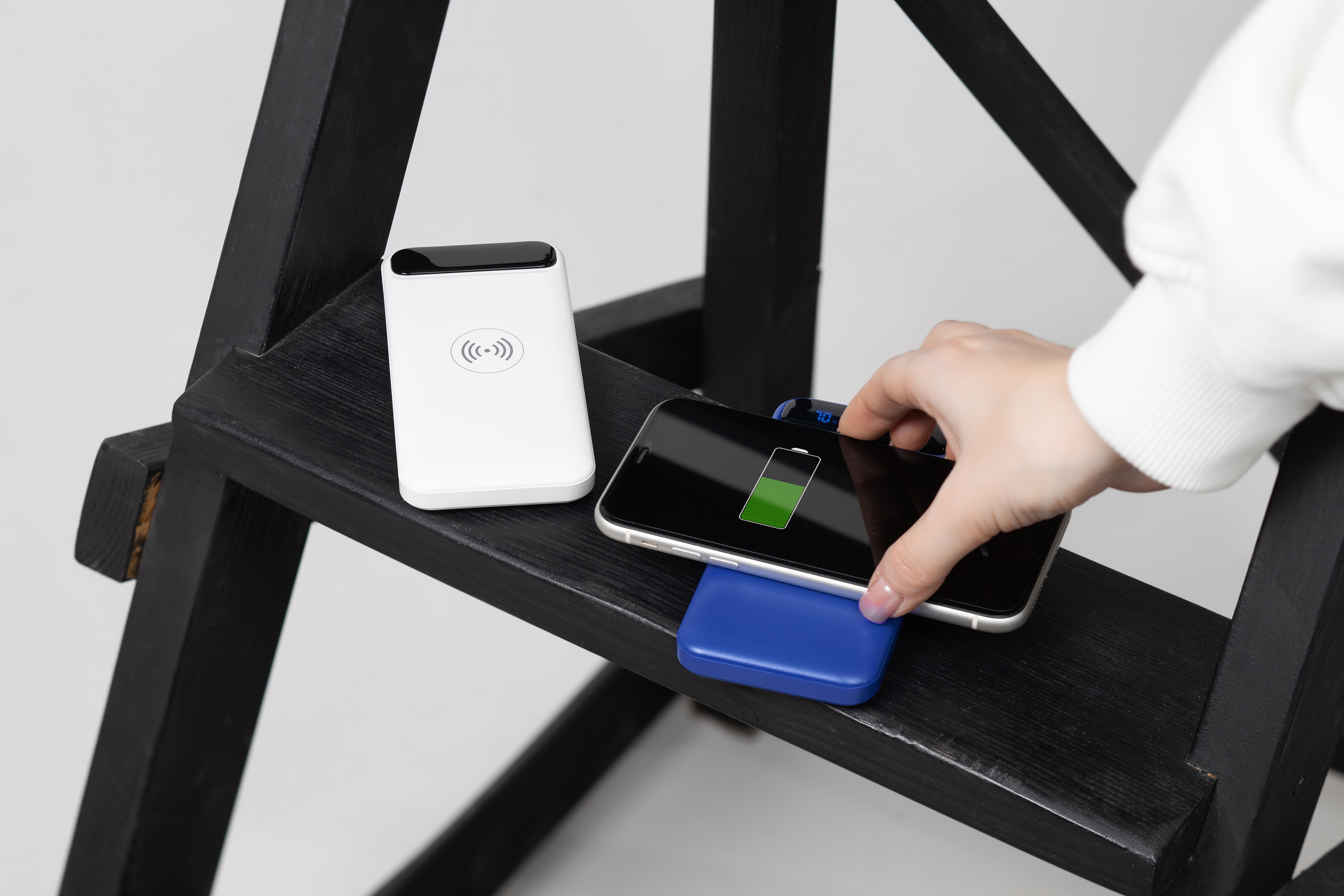 ������������ �������� ���������� "Quantum", 10000 mAh � �������� ����������� ������