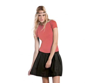 �������� �������  Women-only, ����������/pixel coral