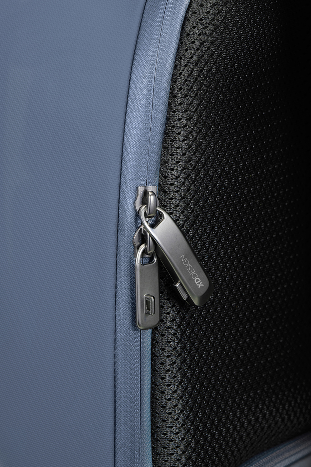 ����������� ������ Bobby Edge �� rPET AWARE�, 16��