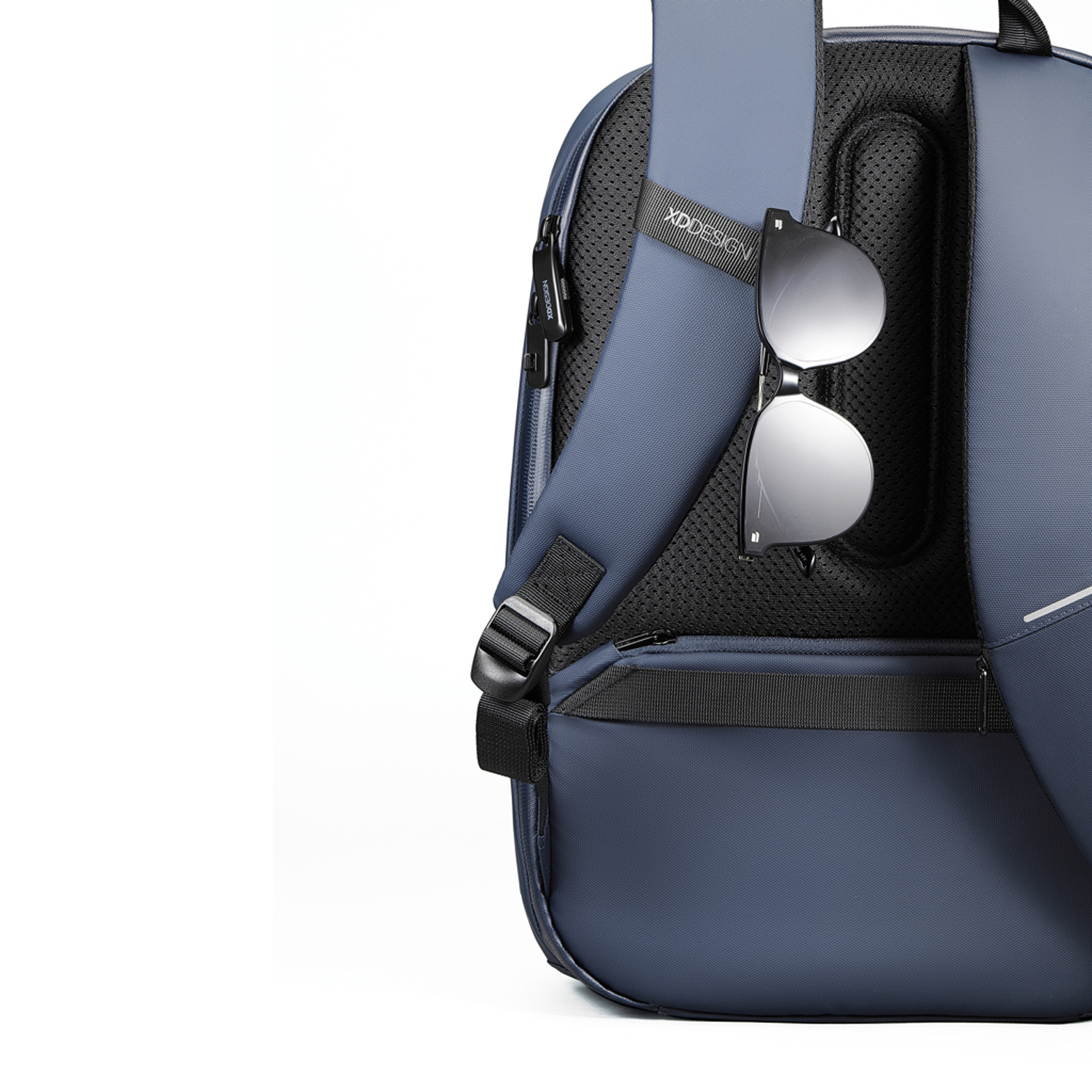 ����������� ������ Bobby Edge �� rPET AWARE�, 16��