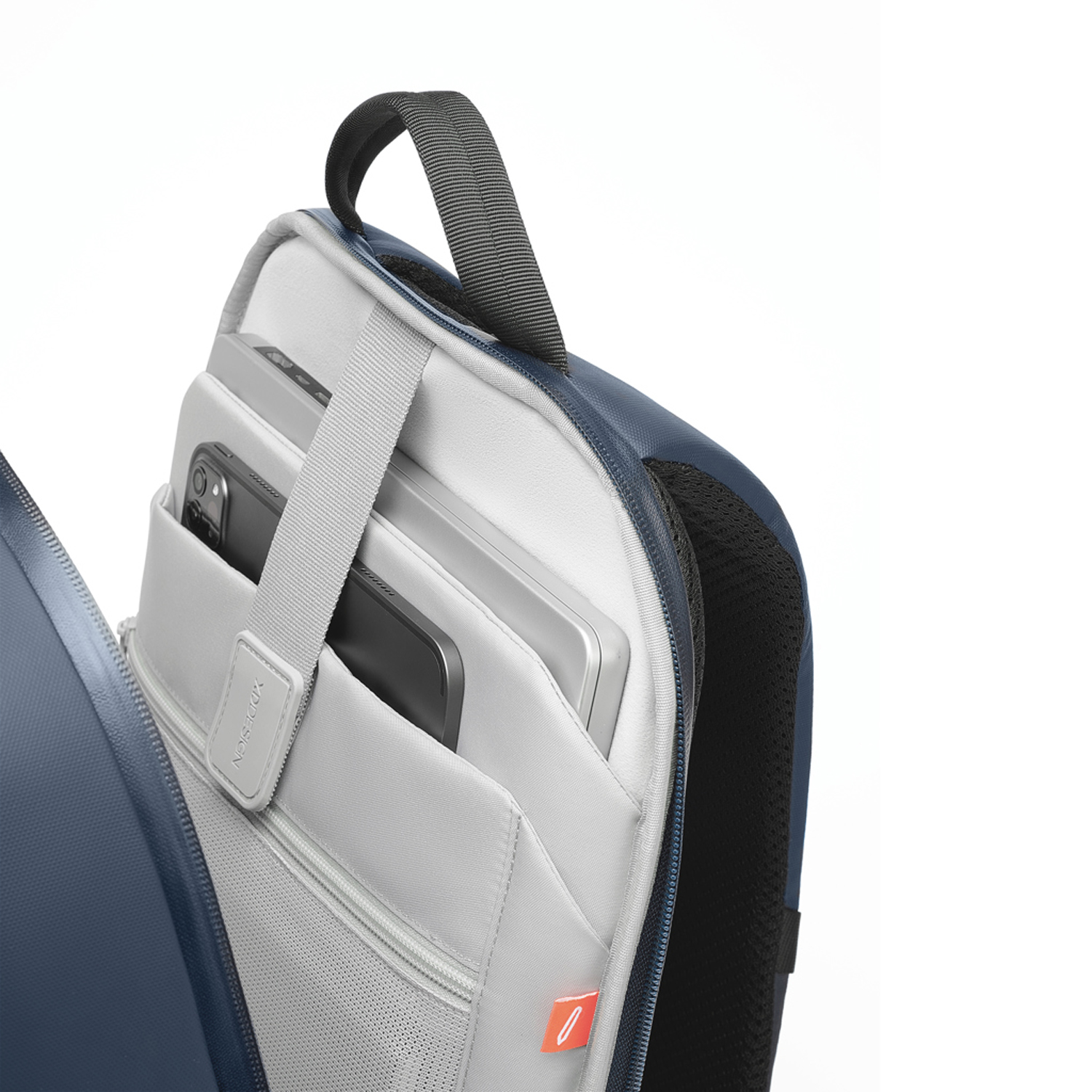 ����������� ������ Bobby Edge �� rPET AWARE�, 16��