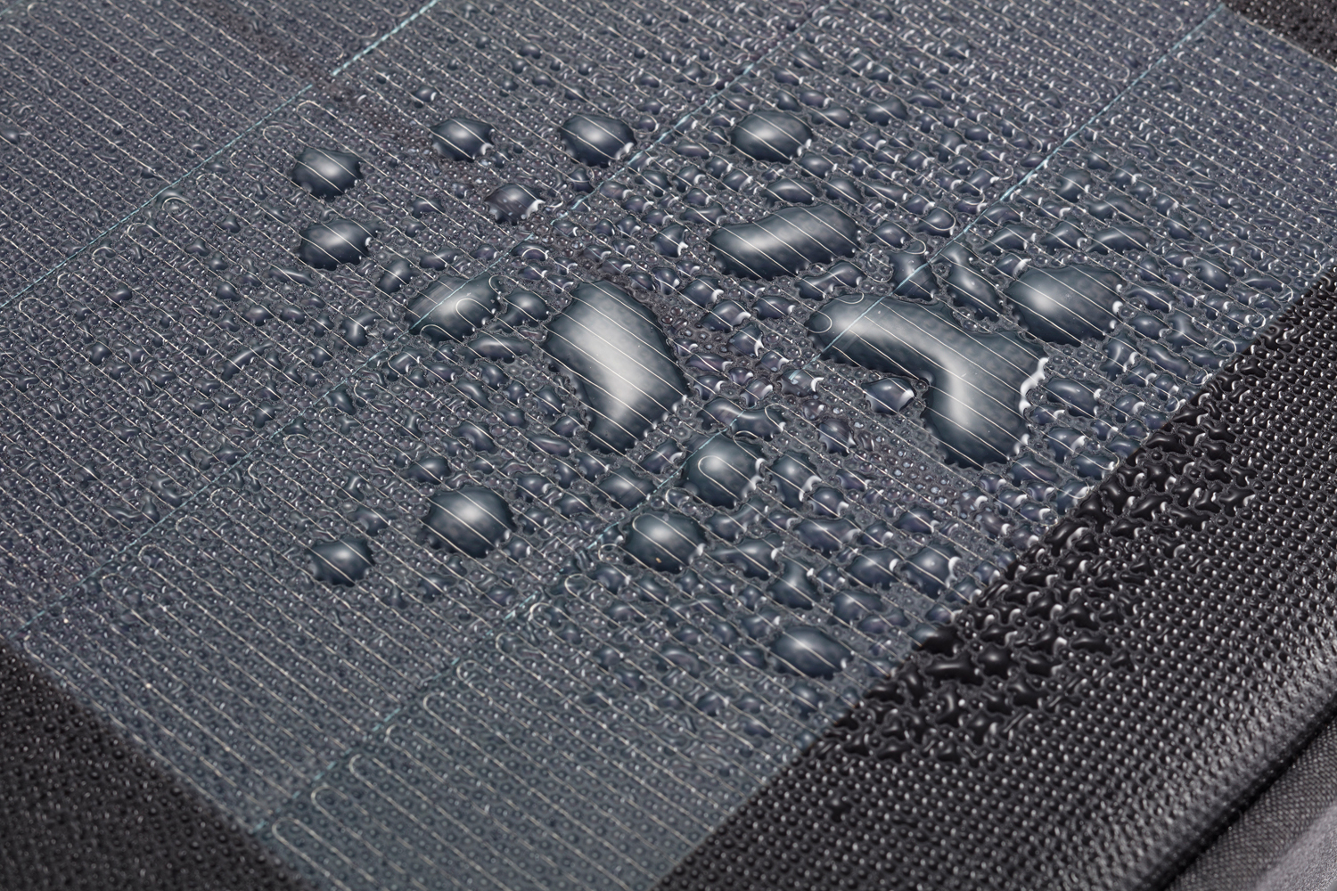 ������ Bobby Tech � ������� �� �����������