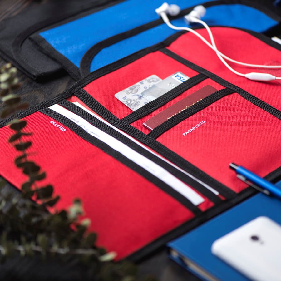   - "Dakar" 25 x 13,5,  600D, 