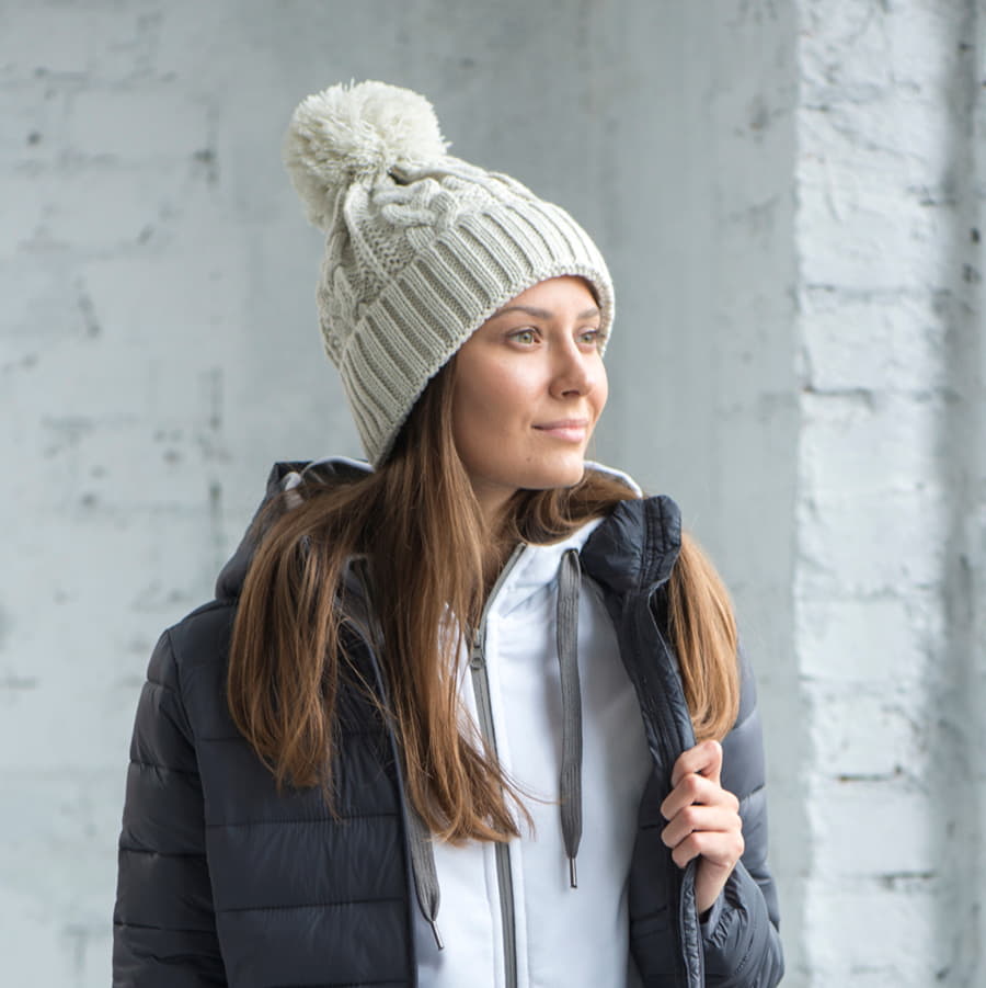   "VOGUE",  , : 100% , : 100% 