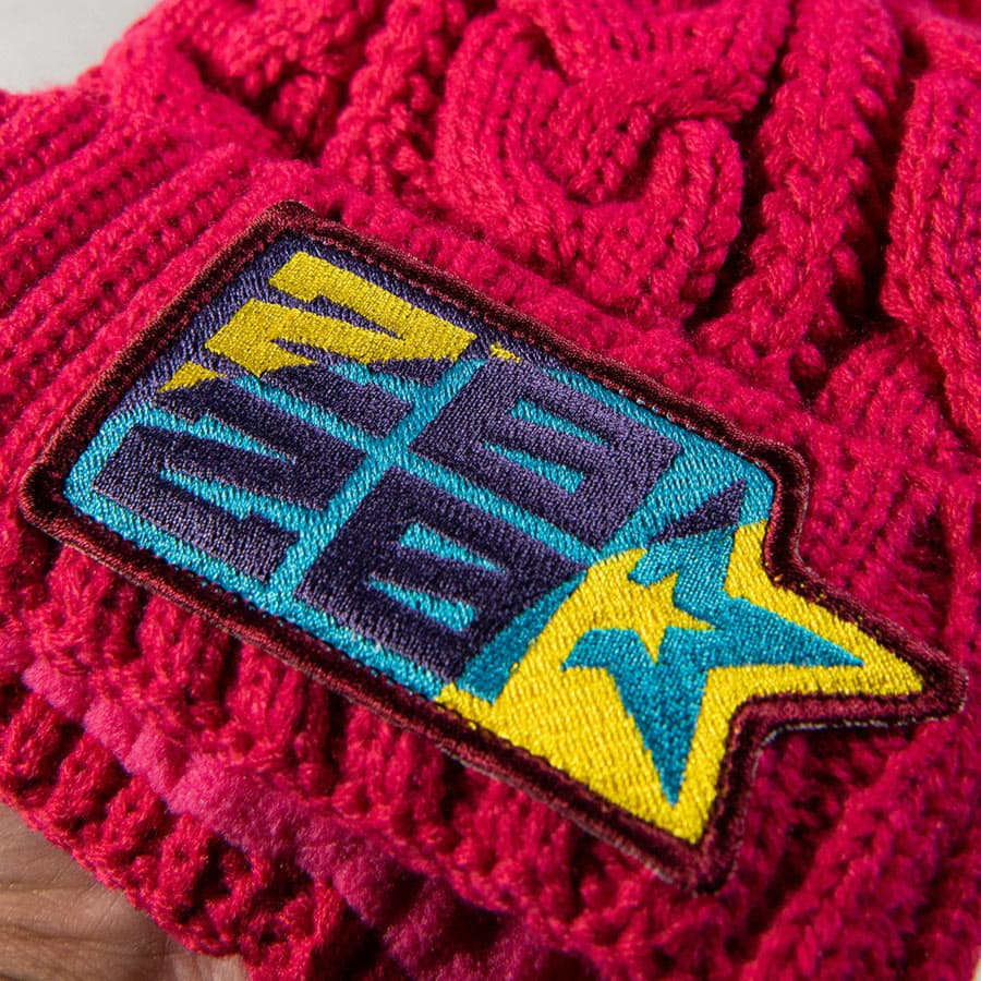   "VOGUE",  -, : 100% , : 100% 