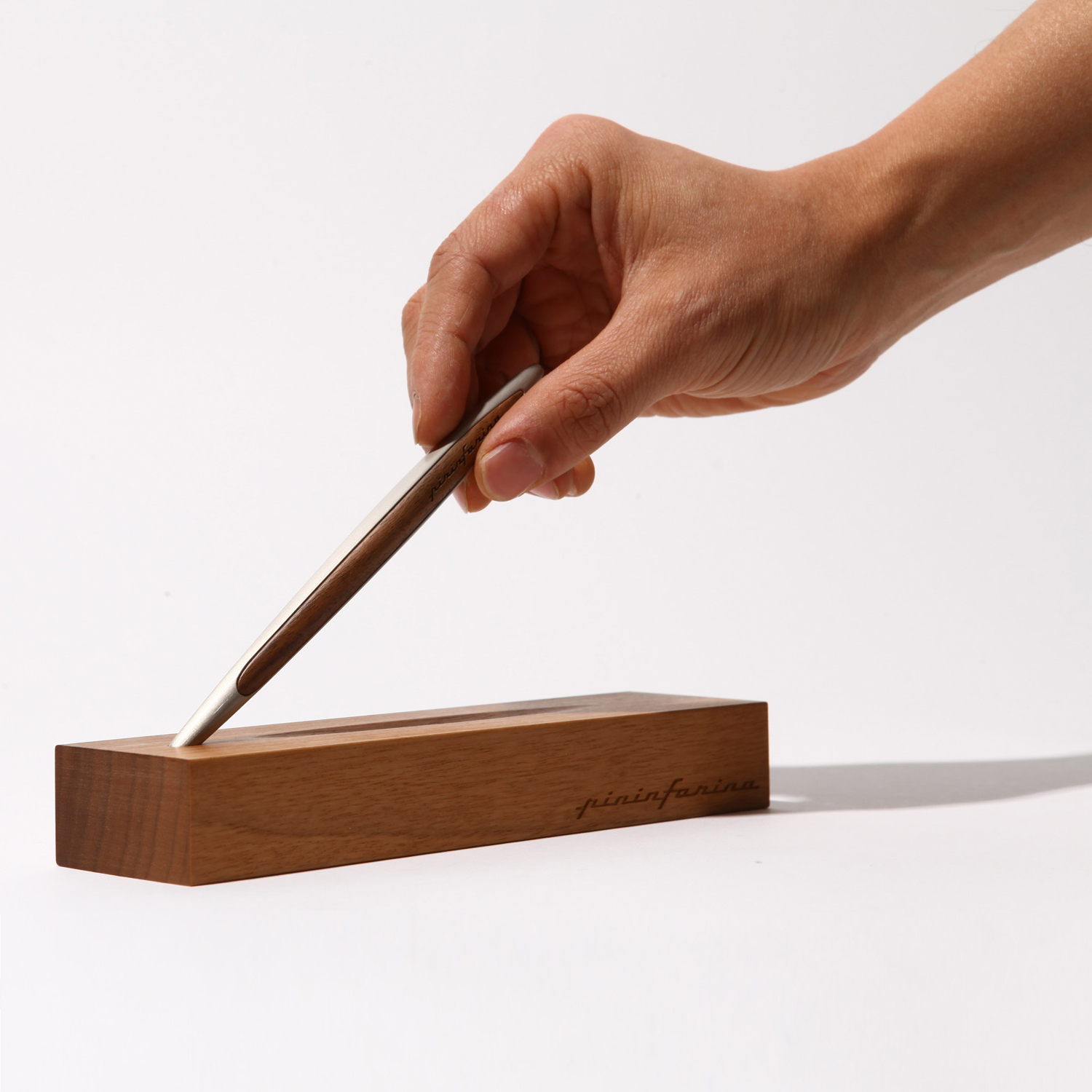   Pininfarina Cambiano ALUMINIUM