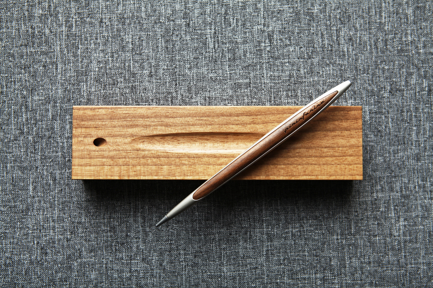   Pininfarina Cambiano ALUMINIUM